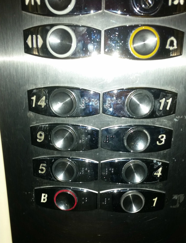 这样的电梯按键